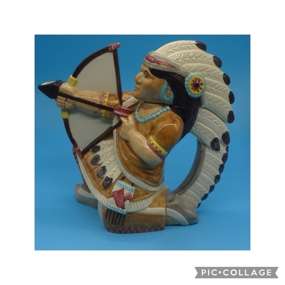 Vintage Other - Vintage Omni Bus Native American Muticolored 32 oz. Teapot